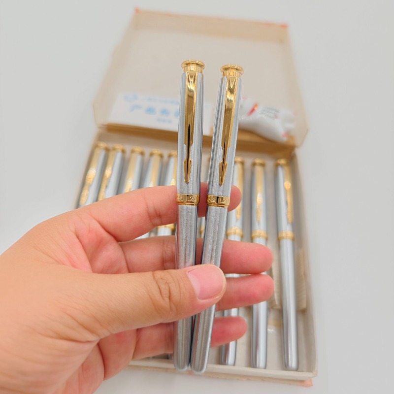 Vintage Collectible Pens - Wingsung L20 イリジウム万年筆 全鋼金属製 ヴィンテージ オリジナル素材