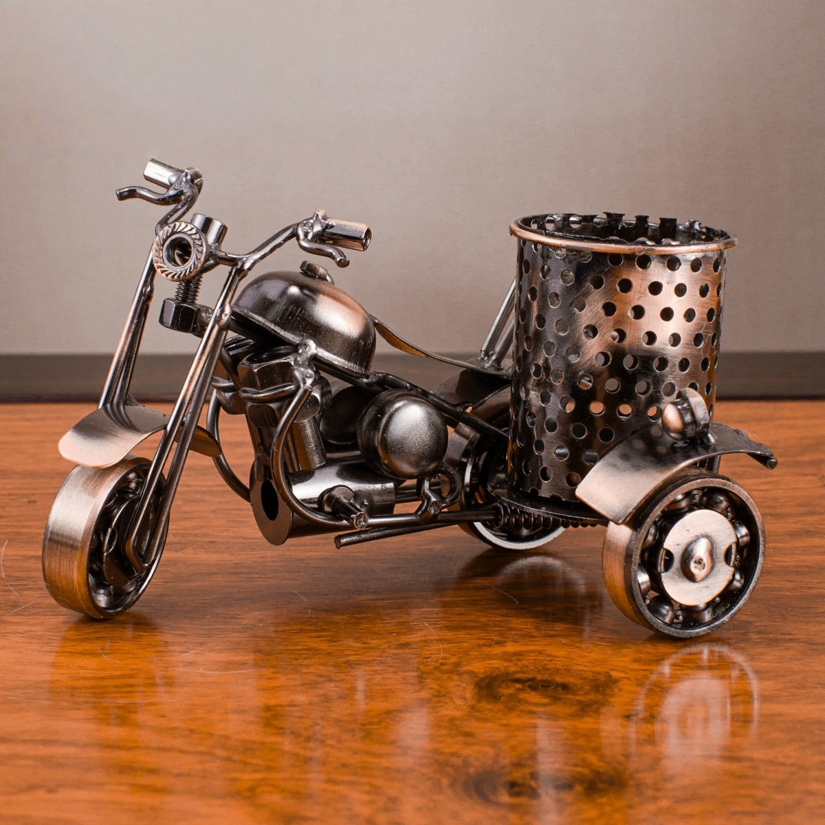 ヴィンテージバイクモデル金属製三輪鉄製アートバイクペンホルダ - Vintage Collectible Pens のレビューと価格